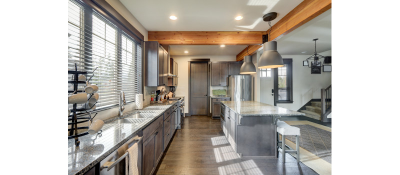 Tips to Jazz Up Your Neutral Kitchen